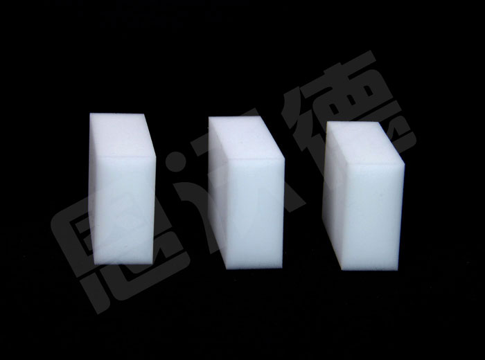 黄晓明杨颖复婚？男方被拍深夜探班工作室一句话击碎流言